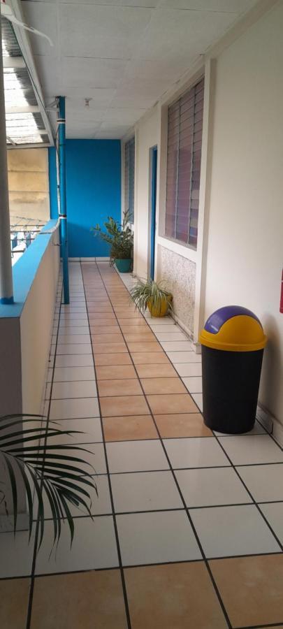 Hotel Happy House San Salvador Exterior photo
